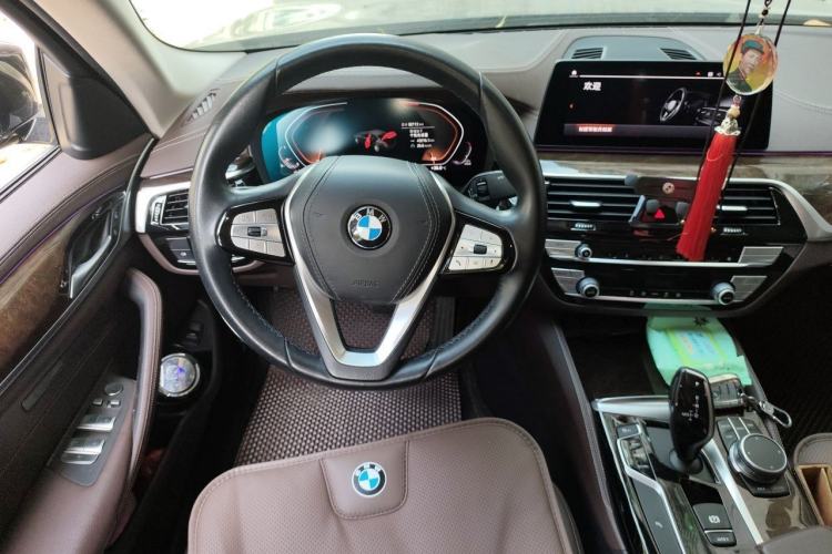 Used BMW 5 Series 2020 525Li Luxury Package Steering Wheel