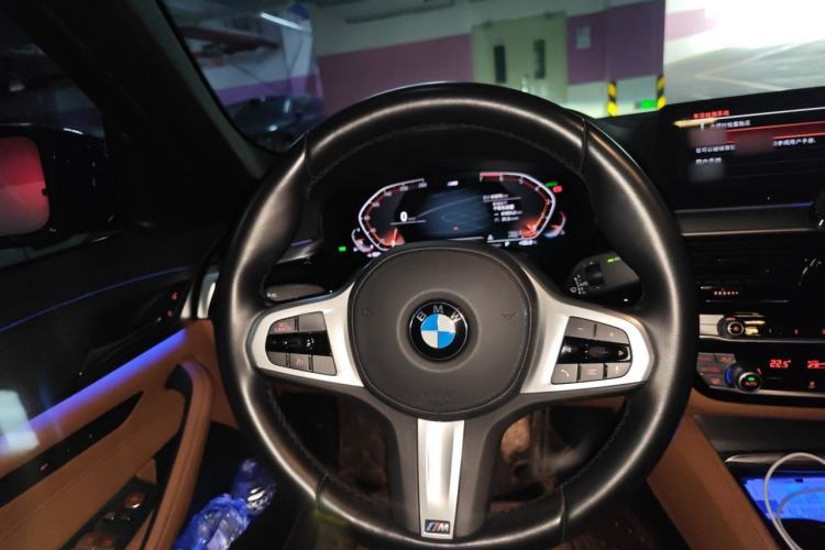 Used BMW 5 Series 2020 525i M Sport Package Steering Wheel