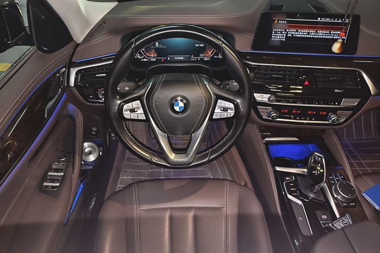 Used BMW 5 Series 2020 525Li Luxury Package Steering Wheel