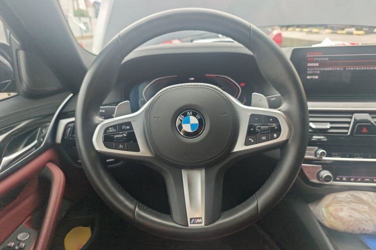 Used BMW 5 Series 2020 530Li Luxury Edition M Sport Package Steering Wheel