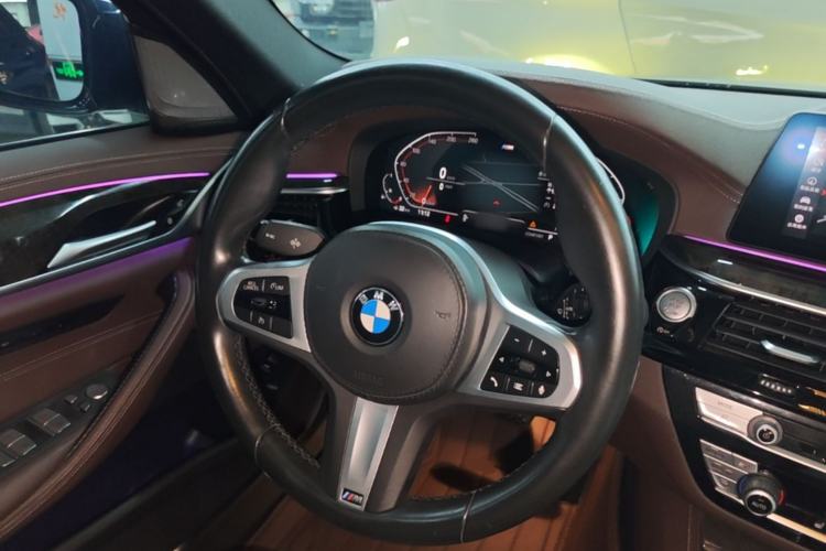 Used BMW 5 Series 2020 525Li M Sport Package Steering Wheel
