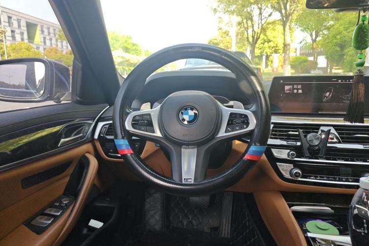 Used BMW 5 Series 2020 530Li Leading Model M Sport Package Steering Wheel