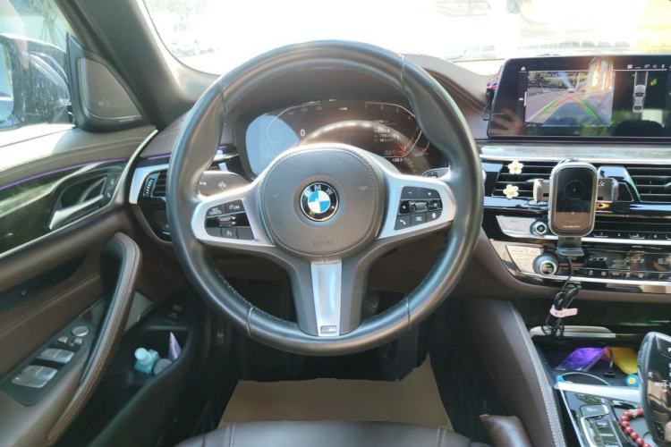 Used BMW 5 Series 2020 525Li M Sport Package Steering Wheel