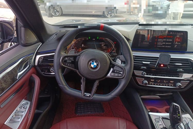Used BMW 5 Series 2020 530Li Luxury Edition M Sport Package Steering Wheel