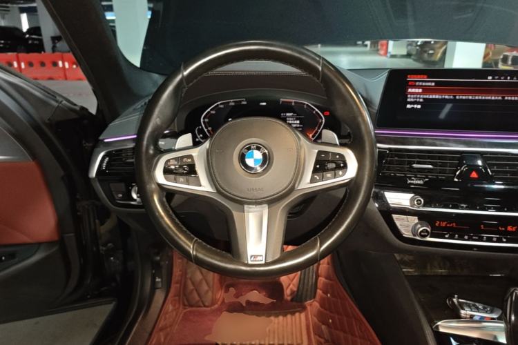Used BMW 5 Series 2020 530Li Leading Model M Sport Package Steering Wheel