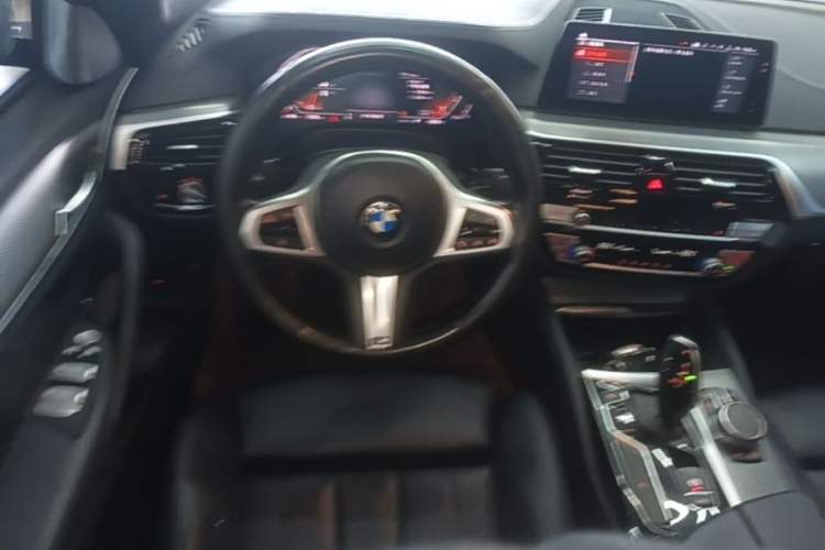 Used BMW 5 Series 2020 525i M Sport Package Steering Wheel