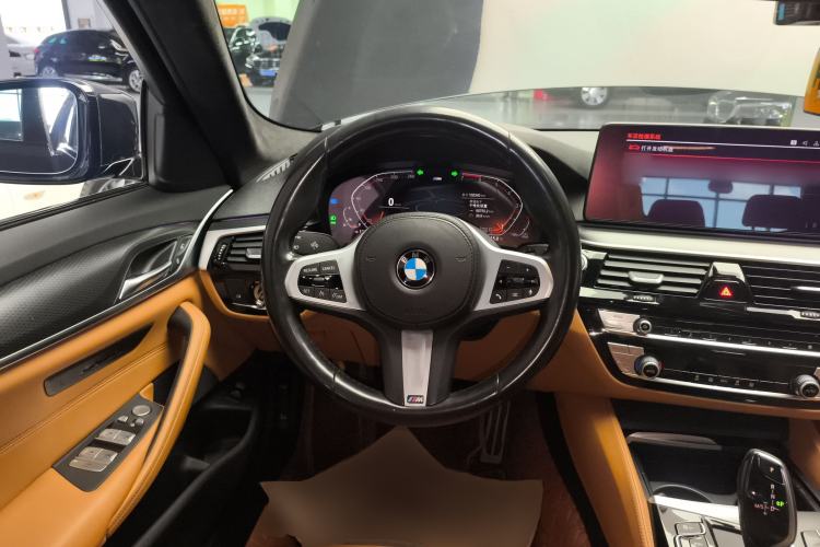 Used BMW 5 Series 2020 525i M Sport Package Steering Wheel