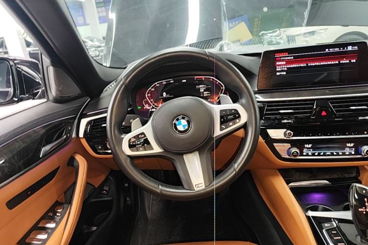 Used BMW 5 Series 2020 530Li Luxury Edition M Sport Package Steering Wheel