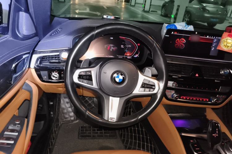 Used BMW 5 Series 2020 530Li Luxury Edition M Sport Package Steering Wheel