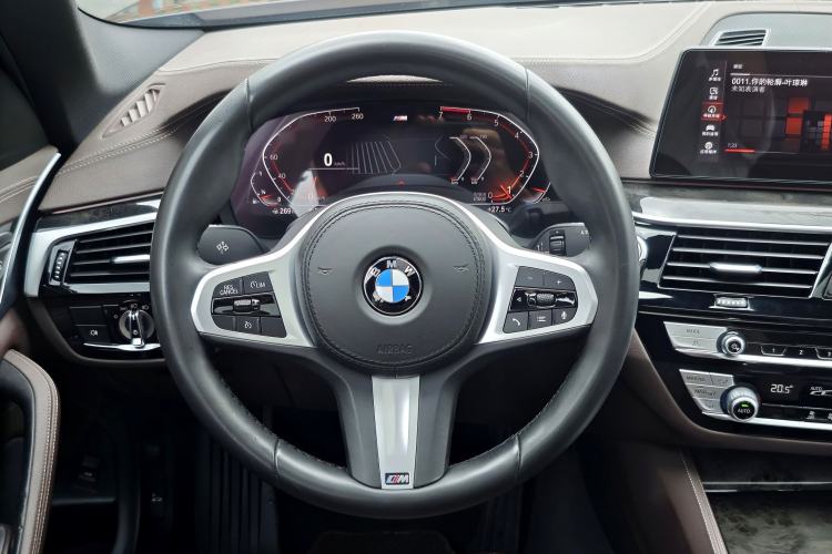 Used BMW 5 Series 2020 525Li M Sport Package Steering Wheel