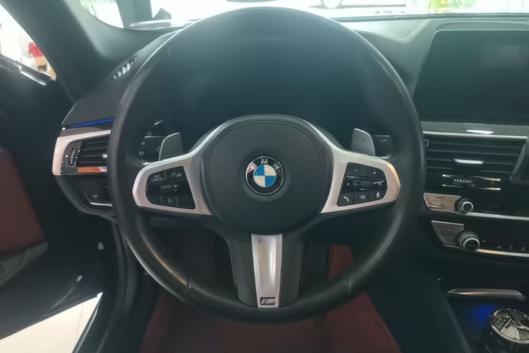 Used BMW 5 Series 2020 530Li Leading Model M Sport Package Steering Wheel
