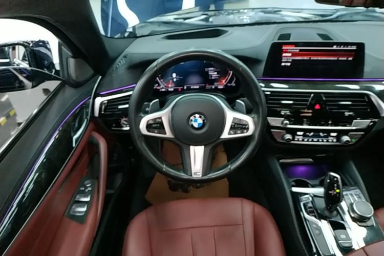 Used BMW 5 Series 2020 530Li Luxury Edition M Sport Package Steering Wheel