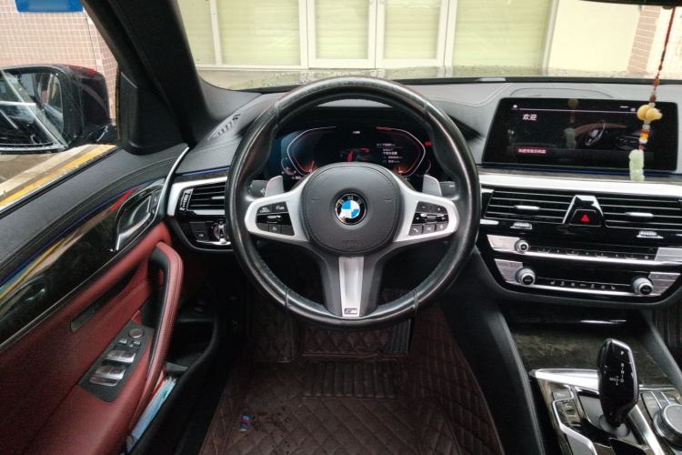 Used BMW 5 Series 2020 530Li Leading Model M Sport Package Steering Wheel