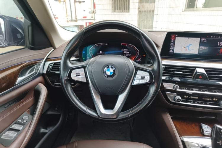 Used BMW 5 Series 2020 525Li Luxury Package Steering Wheel