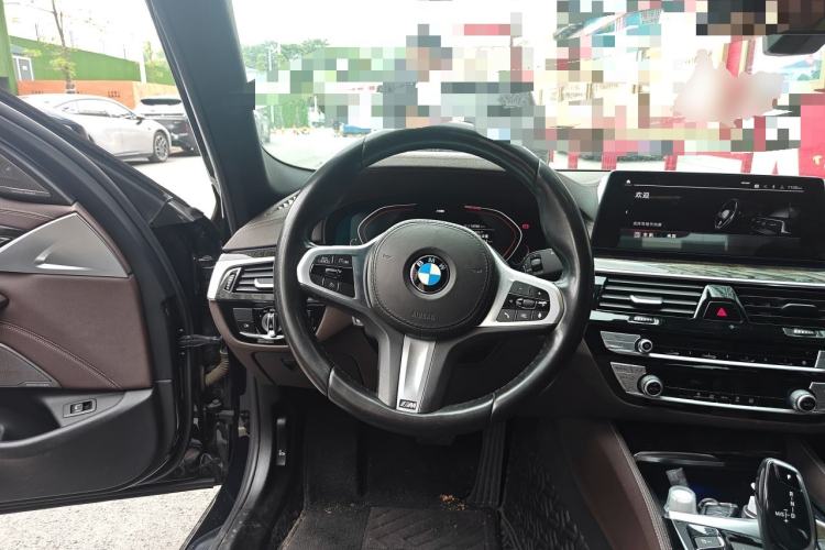 Used BMW 5 Series 2020 525Li M Sport Package Steering Wheel