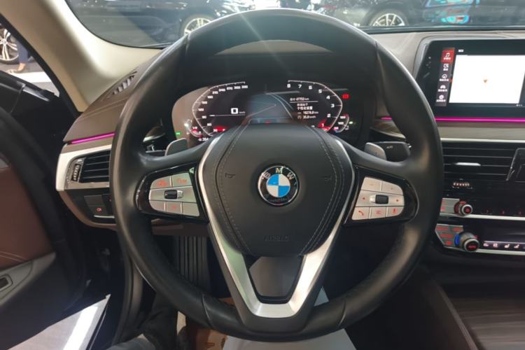 Used BMW 5 Series 2020 530Li Executive Luxury Package Steering Wheel
