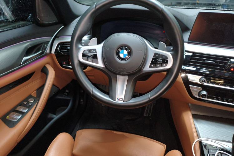Used BMW 5 Series 2020 530i M Sport Package Steering Wheel