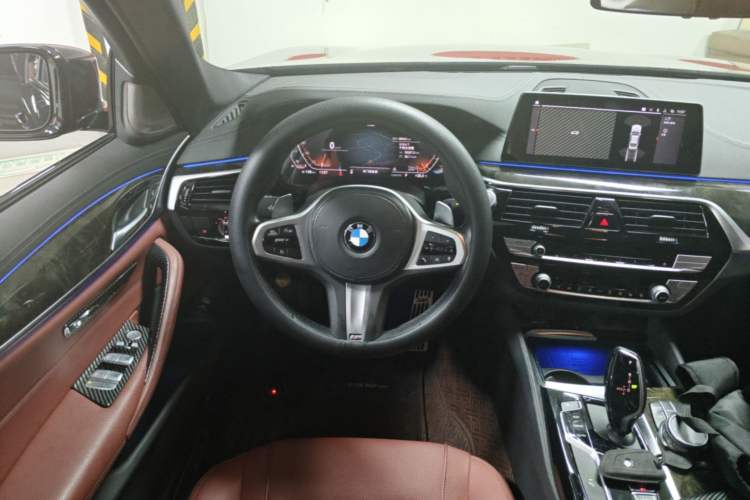 Used BMW 5 Series 2020 530Li Leading Model M Sport Package Steering Wheel