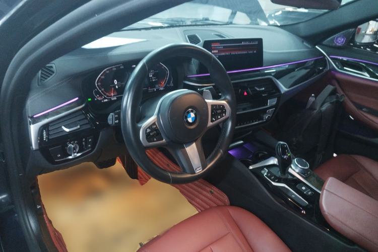 Used BMW 5 Series 2020 530Li Leading Model M Sport Package Steering Wheel