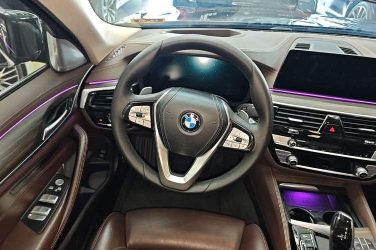 Used BMW 5 Series 2020 530Li Executive Luxury Package Steering Wheel