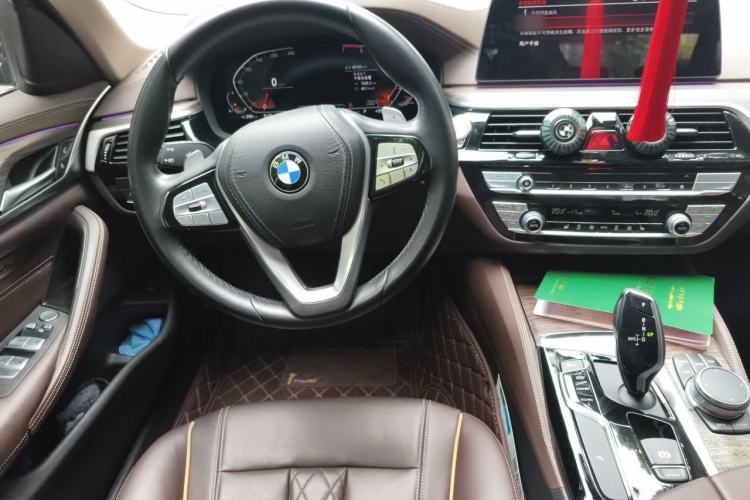 Used BMW 5 Series 2020 530Li Leading Edition Luxury Package Steering Wheel