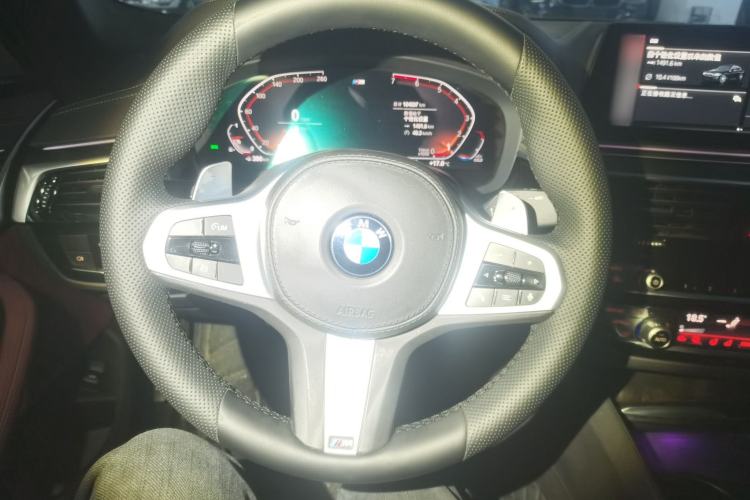 Used BMW 5 Series 2020 530Li Luxury Edition M Sport Package Steering Wheel