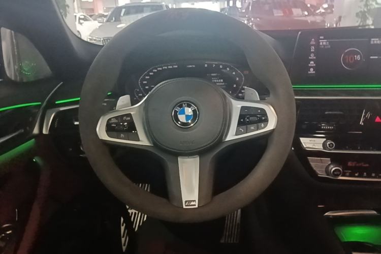 Used BMW 5 Series 2020 530Li Leading Model M Sport Package Steering Wheel