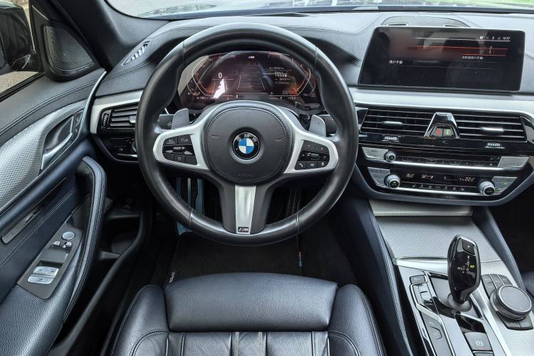 Used BMW 5 Series 2020 530i Sport Line M Sport Package Steering Wheel