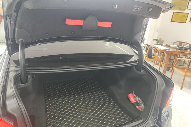 Used BMW 5 Series 2020 530Li Luxury Edition M Sport Package Trunk