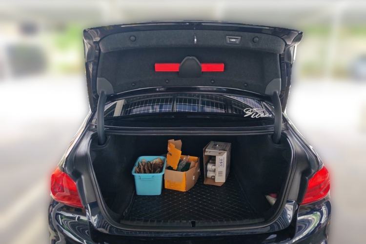 Used BMW 5 Series 2020 525Li M Sport Package Trunk