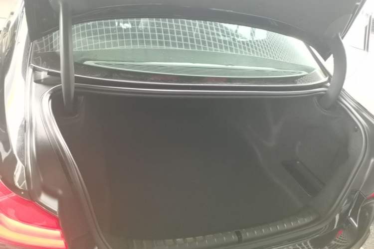 Used BMW 5 Series 2020 525Li M Sport Package Trunk
