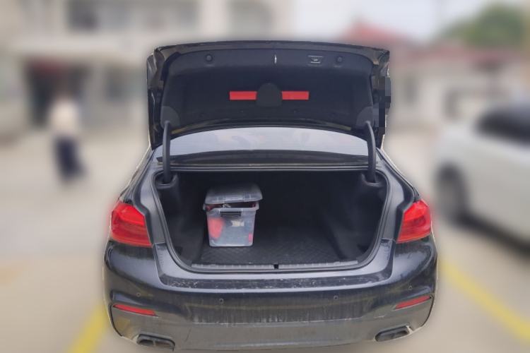 Used BMW 5 Series 2020 530Li Leading Model M Sport Package Trunk