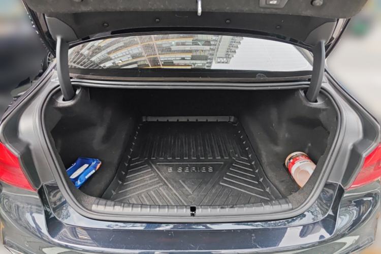 Used BMW 5 Series 2020 525Li M Sport Package Trunk
