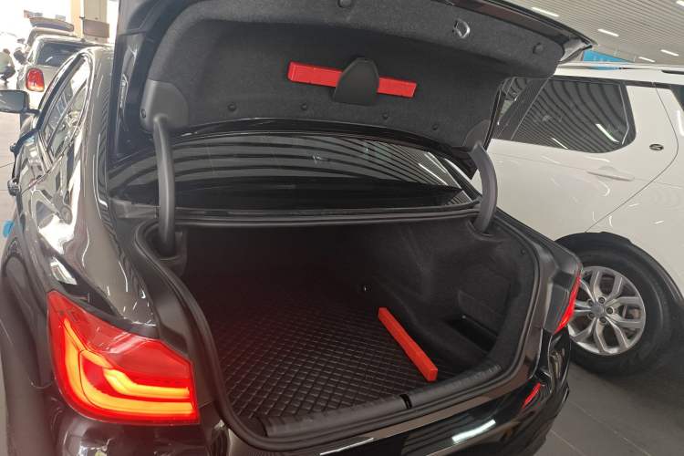 Used BMW 5 Series 2020 525i M Sport Package Trunk