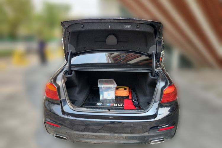 Used BMW 5 Series 2020 530Li Luxury Edition M Sport Package Trunk