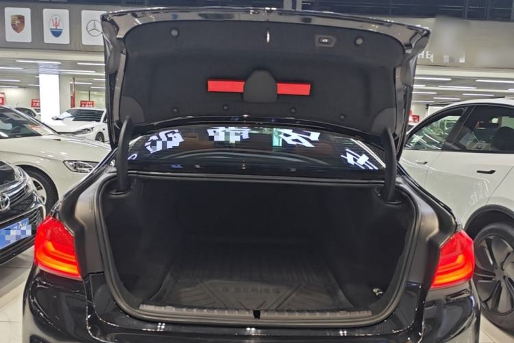 Used BMW 5 Series 2020 530Li xDrive M Sport Package Trunk
