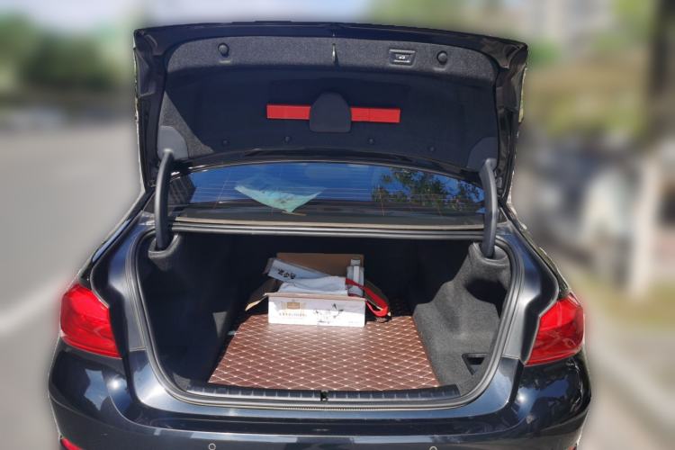 Used BMW 5 Series 2020 525Li Luxury Package Trunk