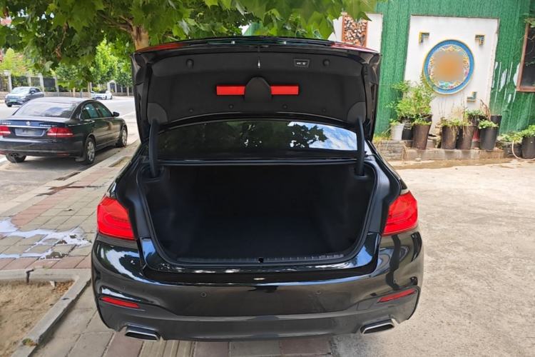 Used BMW 5 Series 2020 525Li M Sport Package Trunk