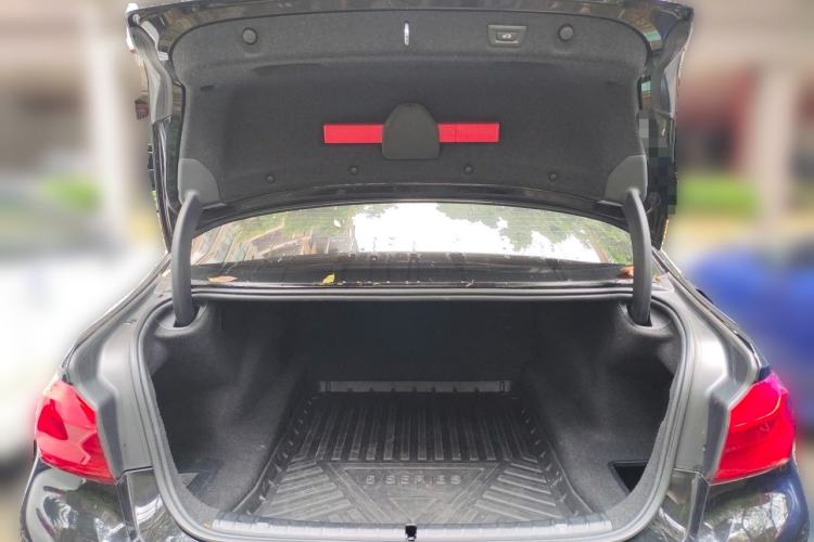Used BMW 5 Series 2020 525Li Luxury Package Trunk