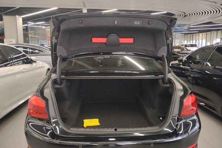 Used BMW 5 Series 2020 530Li Leading Edition Luxury Package Trunk