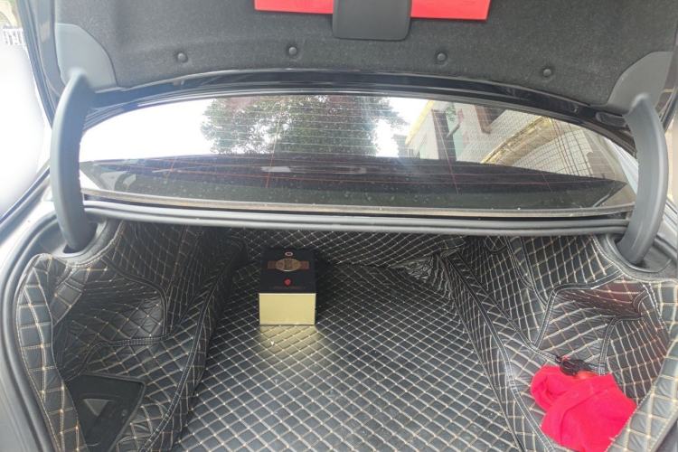 Used BMW 5 Series 2020 530Li Leading Model M Sport Package Trunk