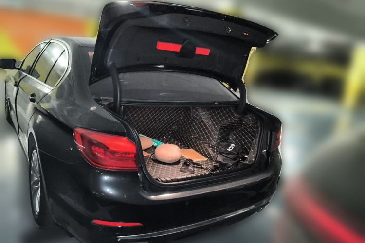 Used BMW 5 Series 2020 525Li Luxury Package Trunk