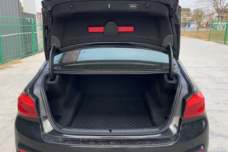 Used BMW 5 Series 2020 525i M Sport Package Trunk
