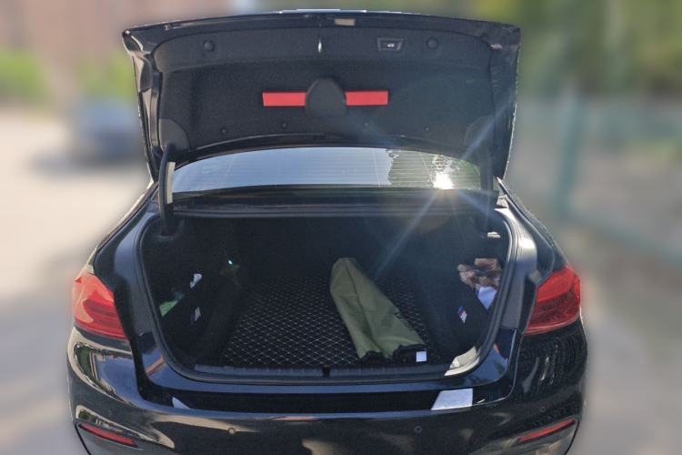 Used BMW 5 Series 2020 530Li Leading Model M Sport Package Trunk