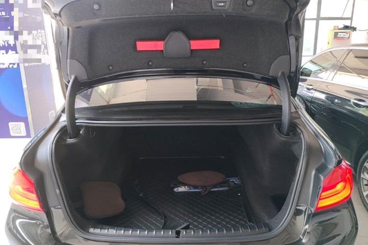 Used BMW 5 Series 2020 530Li Leading Edition Luxury Package Trunk