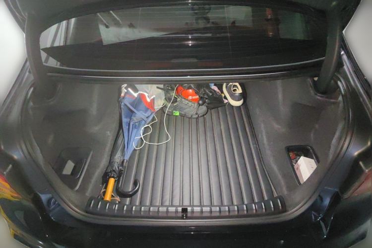 Used BMW 5 Series 2020 530Li Leading Model M Sport Package Trunk