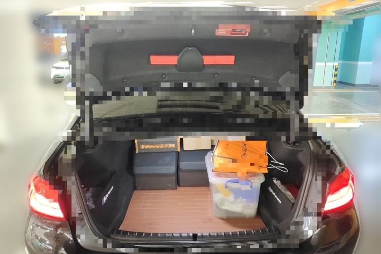 Used BMW 5 Series 2020 530Li Leading Edition Luxury Package Trunk