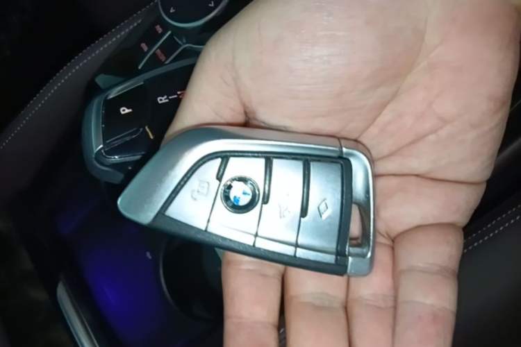Used BMW 5 Series 2020 525Li M Sport Package Vehicle Key