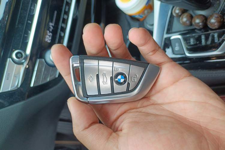 Used BMW 5 Series 2020 530Li Leading Model M Sport Package Vehicle Key