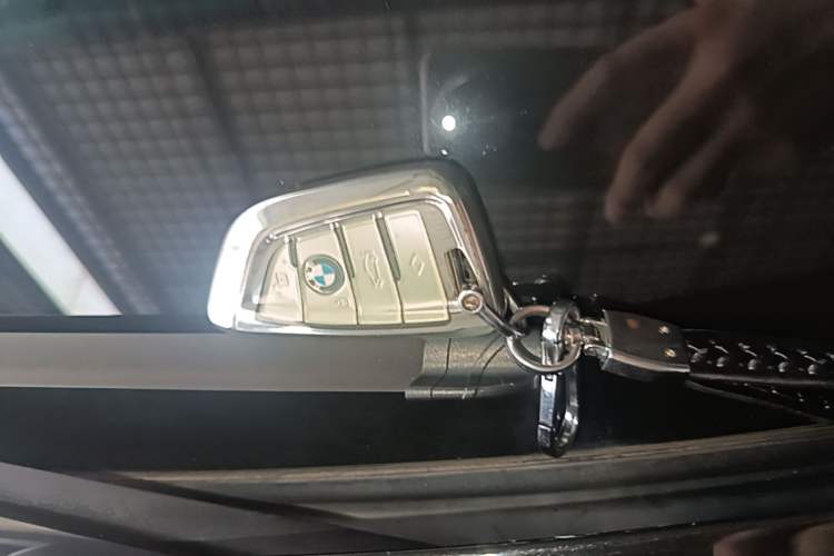 Used BMW 5 Series 2020 530Li Luxury Edition Premium Package Vehicle Key